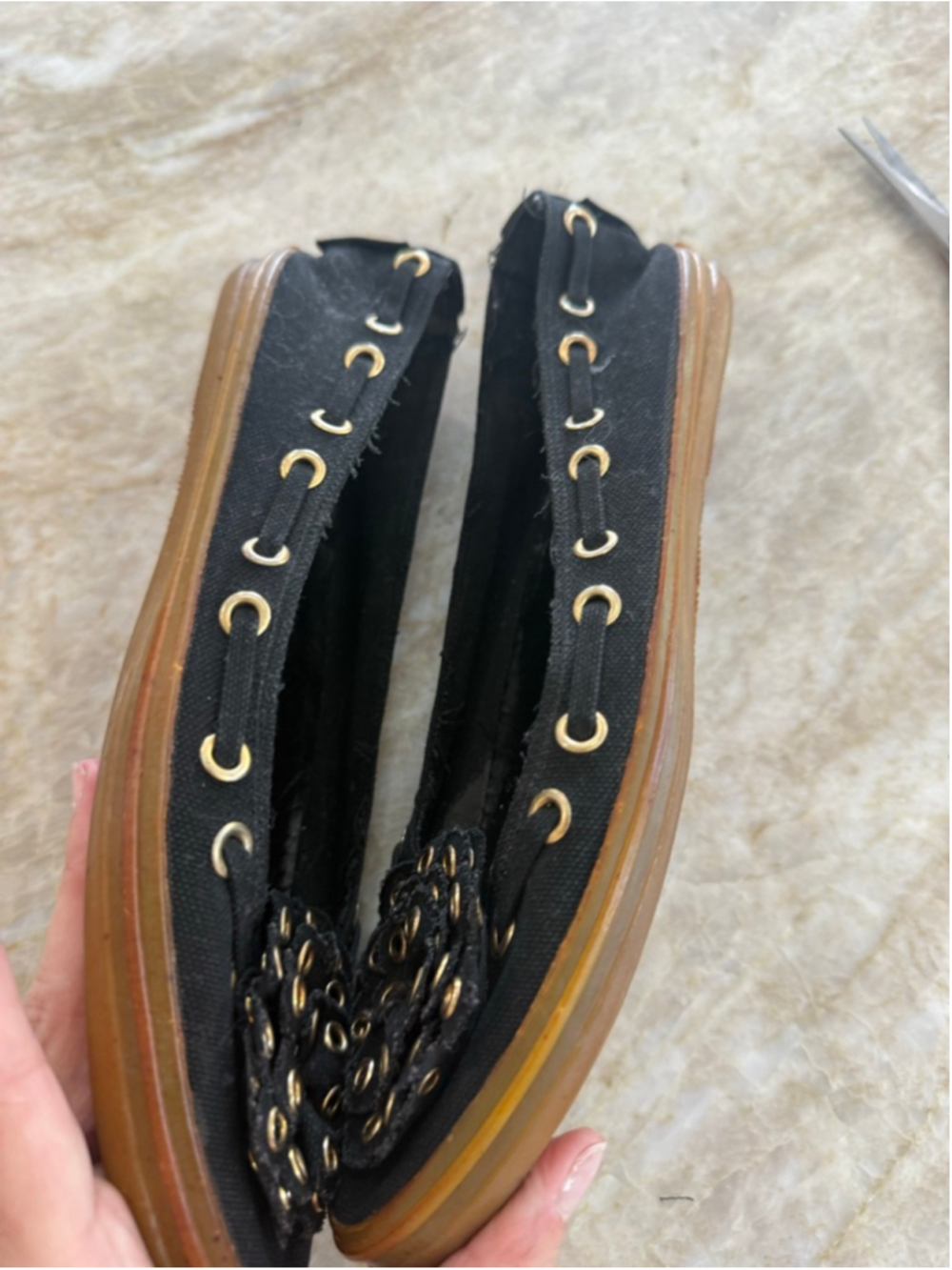 Yves Saint Laurent vintage Black & metallic Eyelet with floral Flats 8.5 - Picture 6 of 9